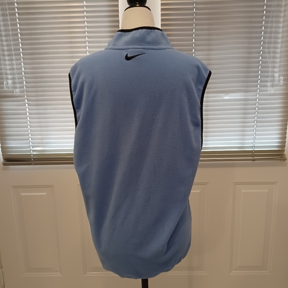 2/$50 Blue Fleece Vest - Size Medium - Picture 4 of 7